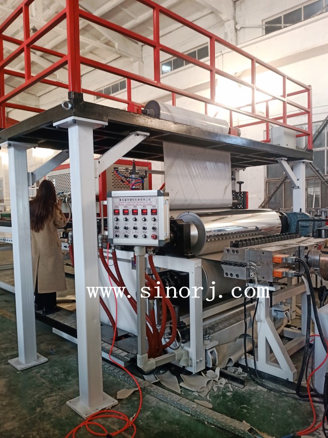 各種設(shè)備工廠(chǎng)試機(jī)中。。。UV板生產(chǎn)線(xiàn)、門(mén)板生產(chǎn)線(xiàn)、格柵板生產(chǎn)線(xiàn)、木飾面生產(chǎn)線(xiàn)。。。。。。